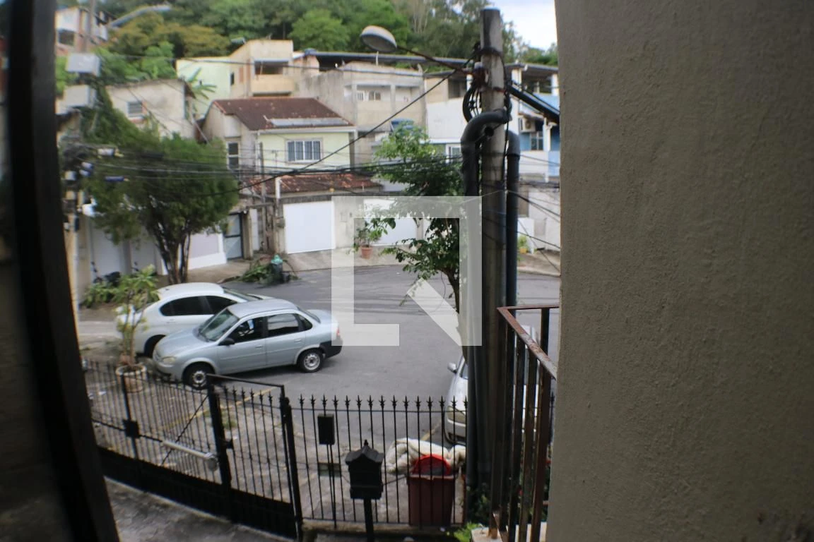 2-bedroom apartment with a washing machine — photo 27