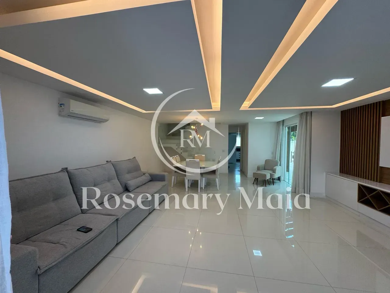 Furnished house with 4 bedrooms and 360 m² — photo 4