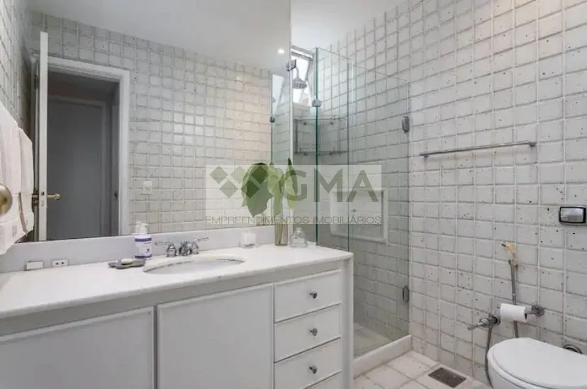 Apartamento mobiliado com 2 quartos e 3 banheiros — photo 11