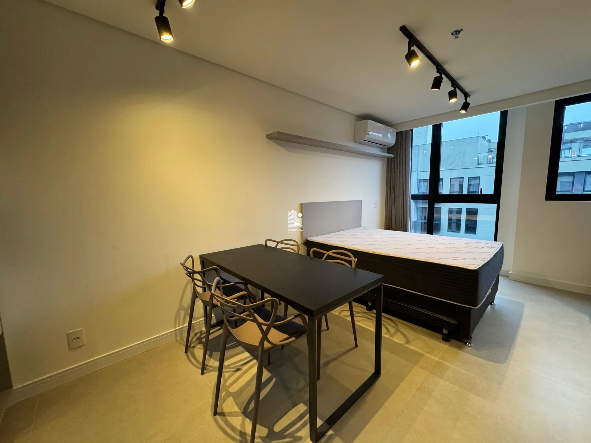 Furnished studio, 31 m², with a washing machine — photo 18