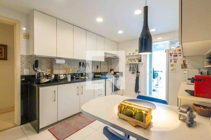 Rental duplex with 3 en-suite bedrooms and 203 m² — photo 50