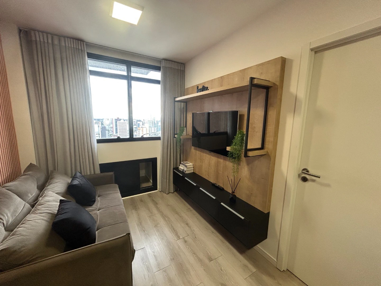 Apartamento de 1 dormitório com cozinha americana integrada — photo 6