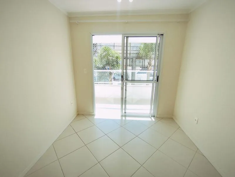 3-bedroom apartment in a building with a pool — photo 6