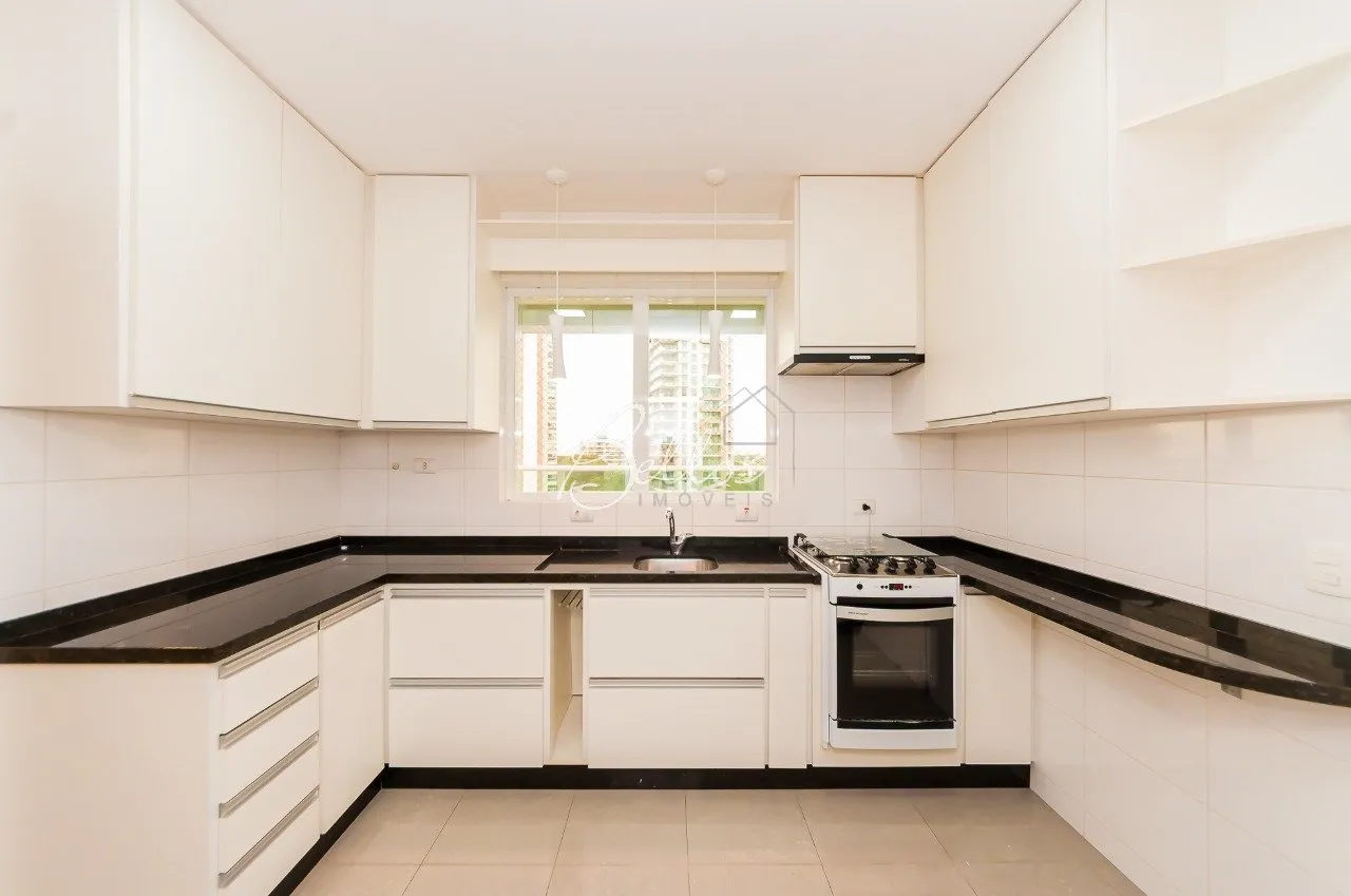 Квартира з 4 спальнями на 331 м² та 2 місця — photo 21