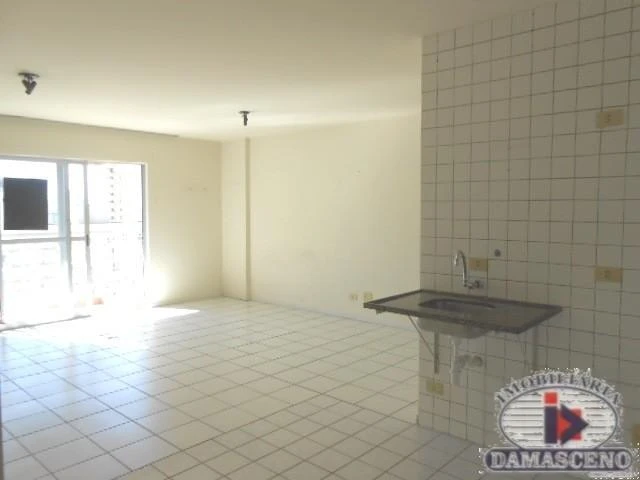 56 m² apartment with 1 bedroom and a balcony — photo 2