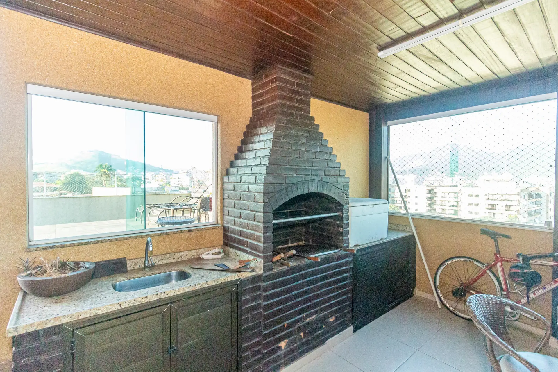 Apartamento mobiliado com 4 quartos e 3 banheiros — photo 18