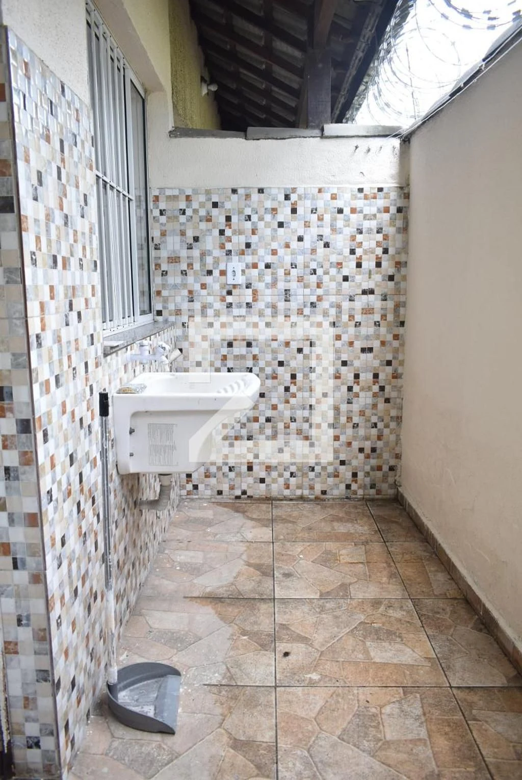 Unfurnished house with 2 bedrooms, 2 bathrooms and gas kitchen — photo 39