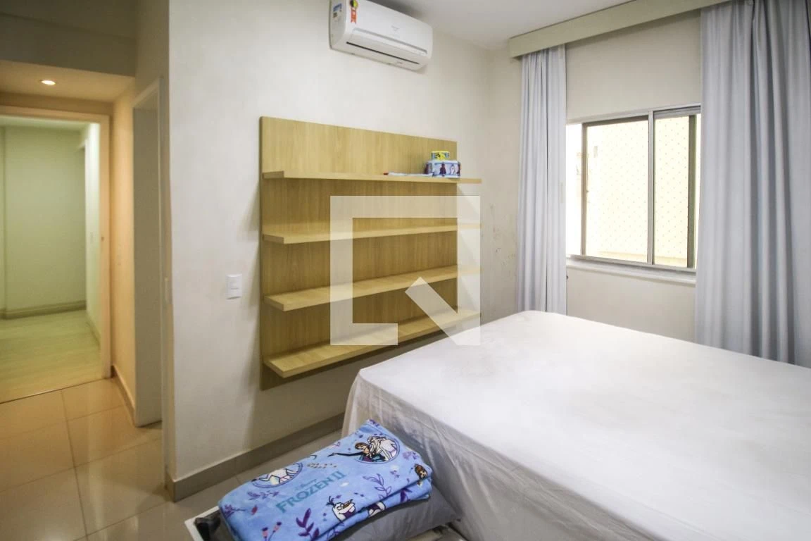 Washing machine in a 3-bedroom apartment, 136 m² — photo 13