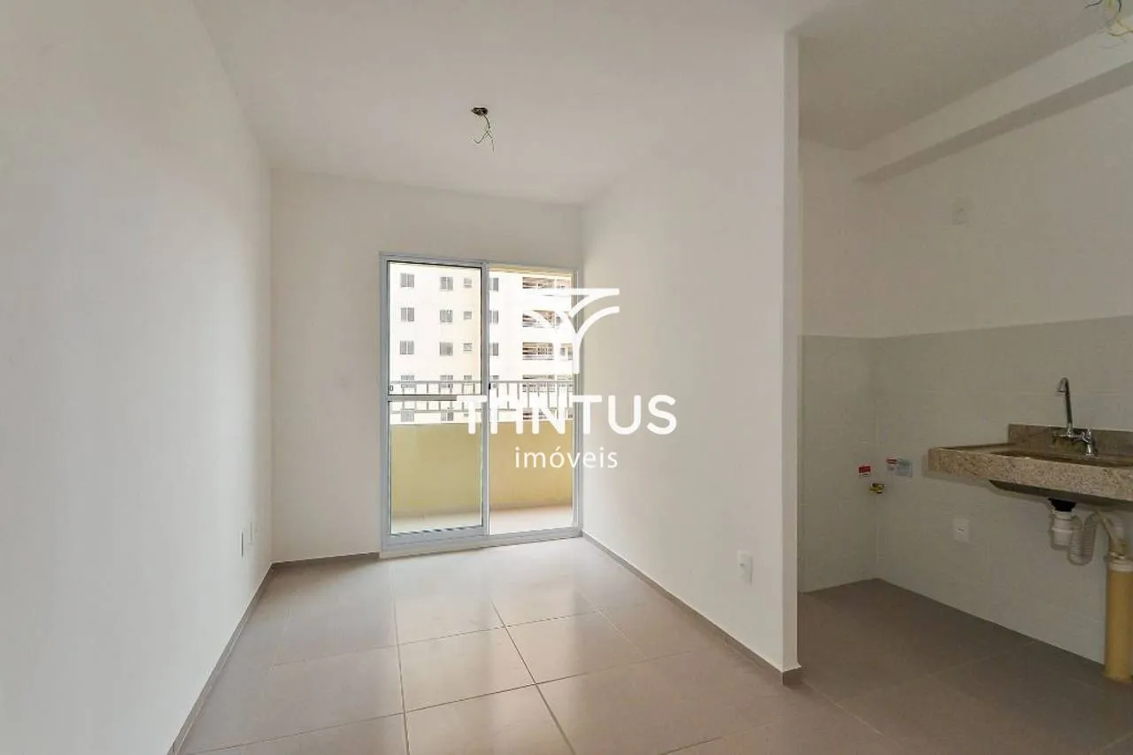 2-bedroom apartment in a building with a coworking space — photo 21