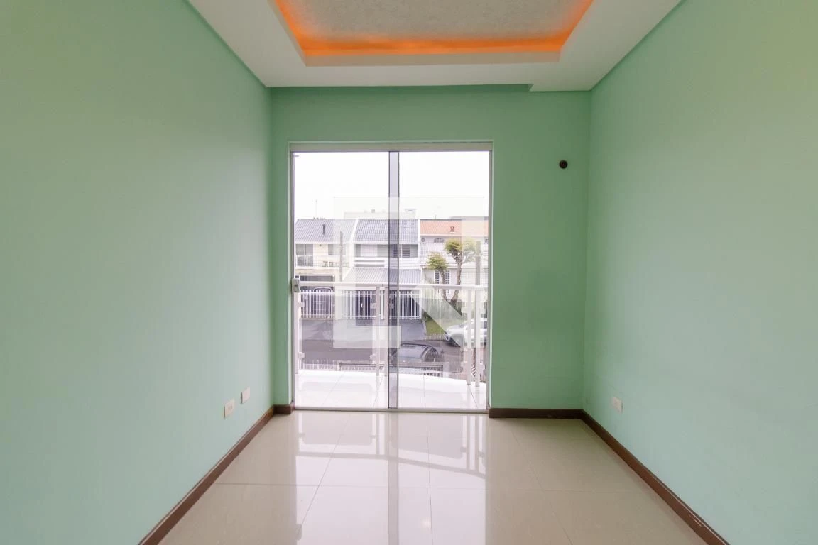 3-bedroom house with a private pool in Curitiba — photo 31