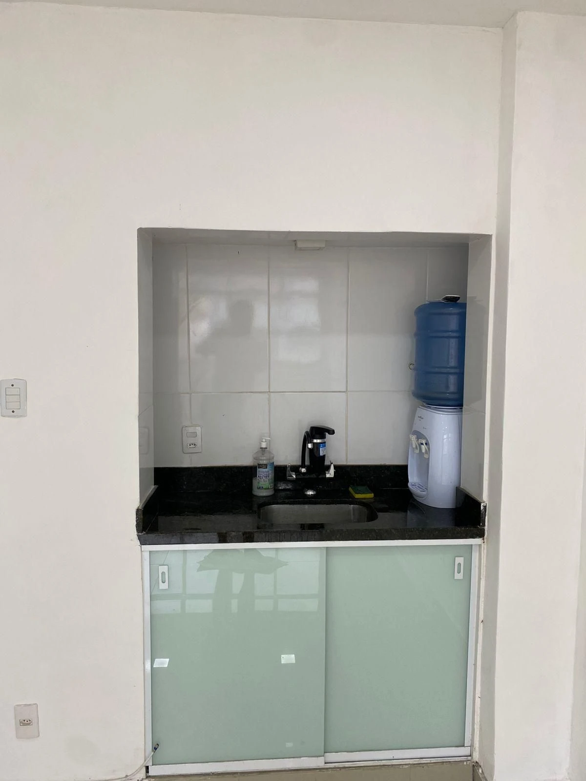 Estúdio sem mobília com 1 quarto e banheiro completo — photo 2