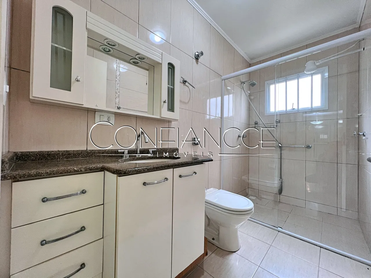 2-bedroom house with 2 bathrooms and 1 parking space — photo 9