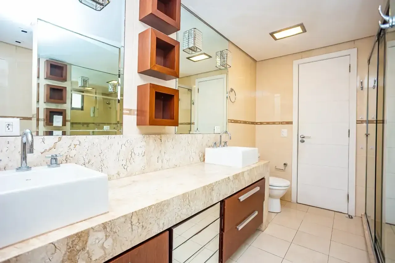 3-bedroom apartment with a closed gas kitchen — photo 12