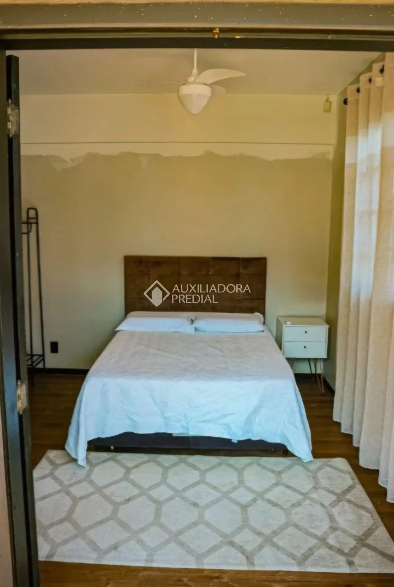 Casa sem mobília de 1100 m² com 3 suítes e jardim — photo 4