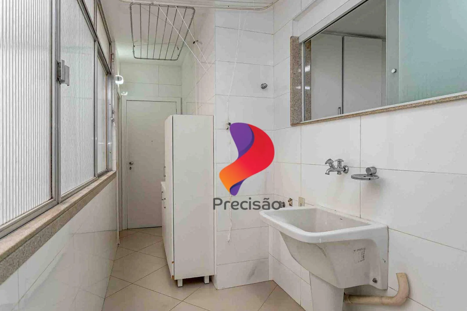 124 m² apartment with 3 bedrooms and 2 parking spaces — photo 34