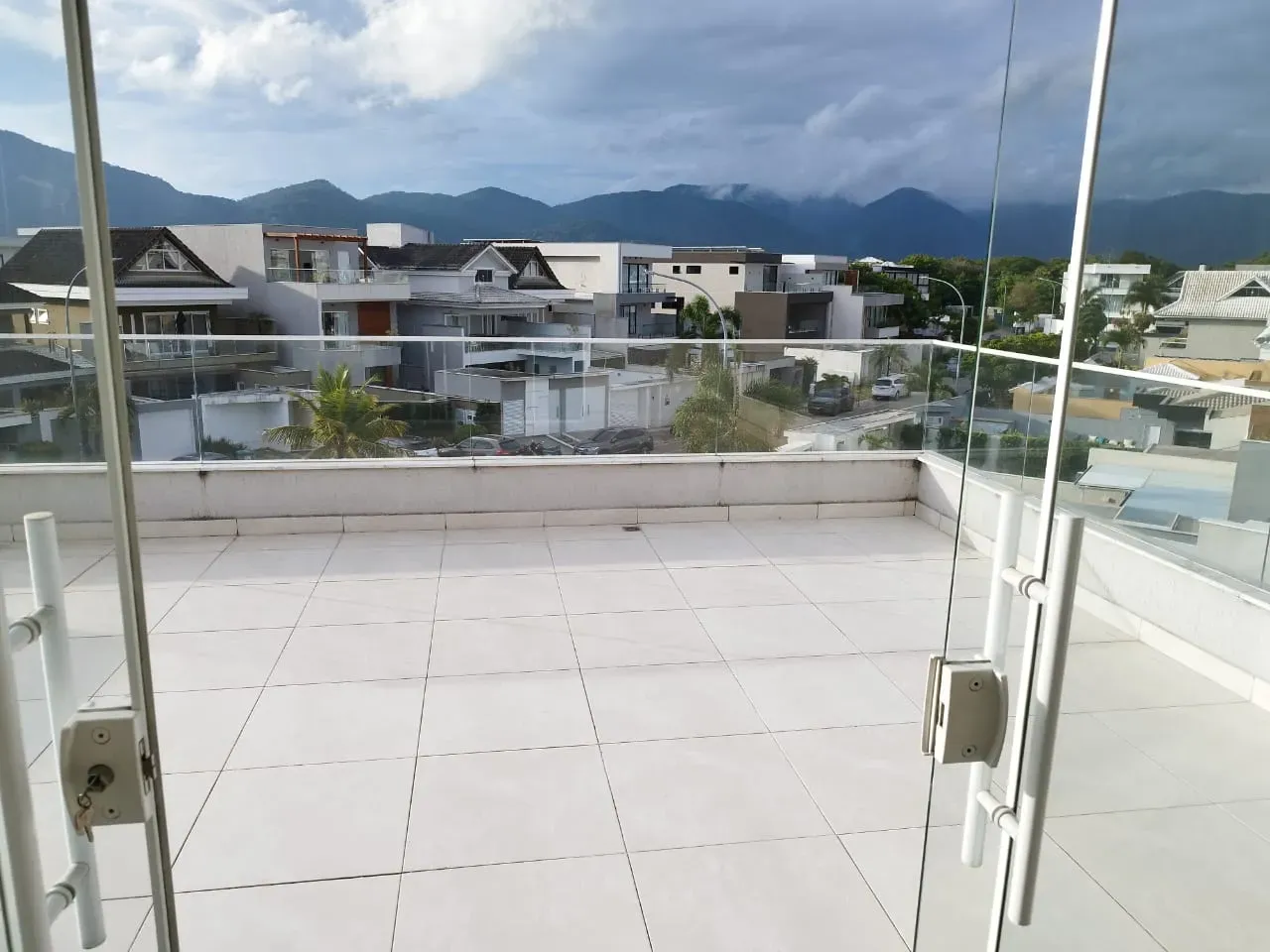 Casa com 6 quartos e 5 suítes com jardim privativo — photo 8