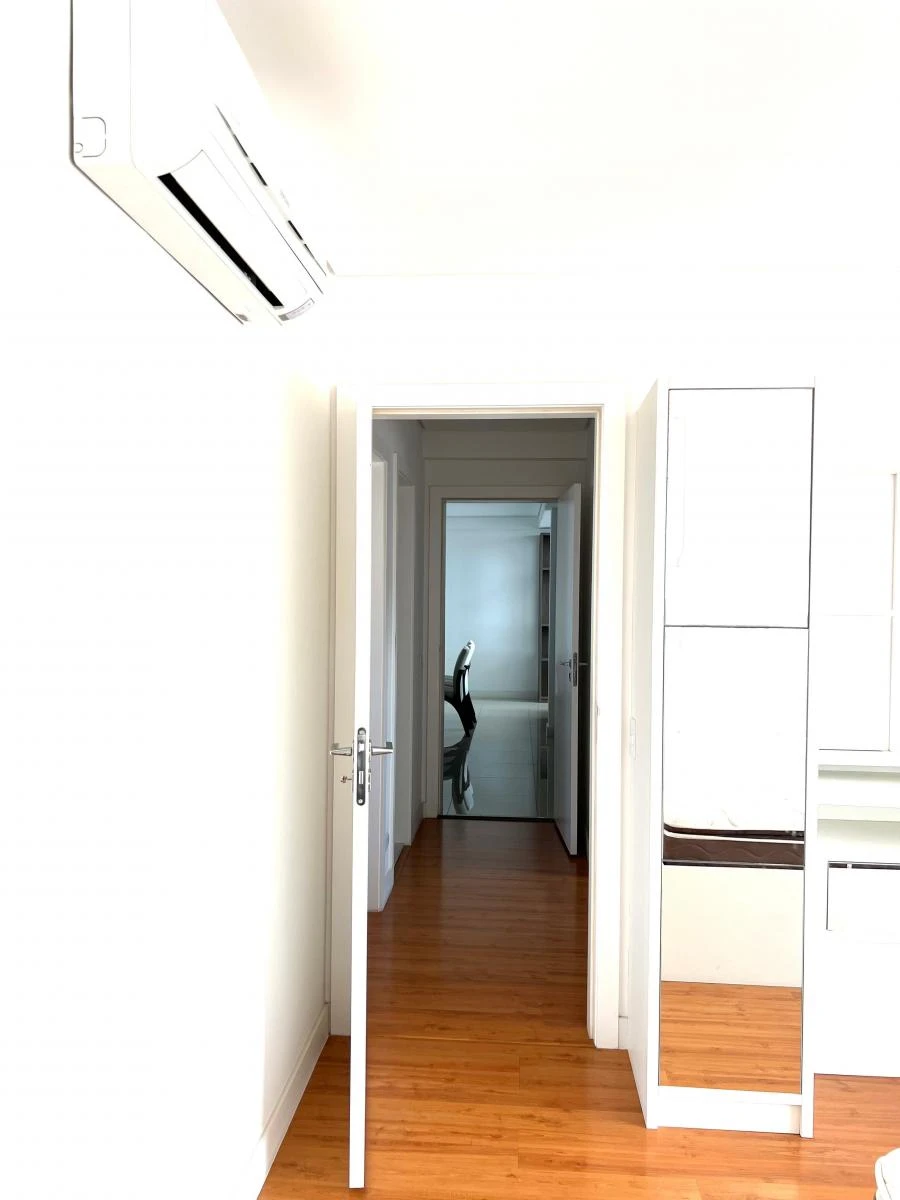 Apartamento de 190 m² con 3 dormitorios y ventanales amplios — photo 7