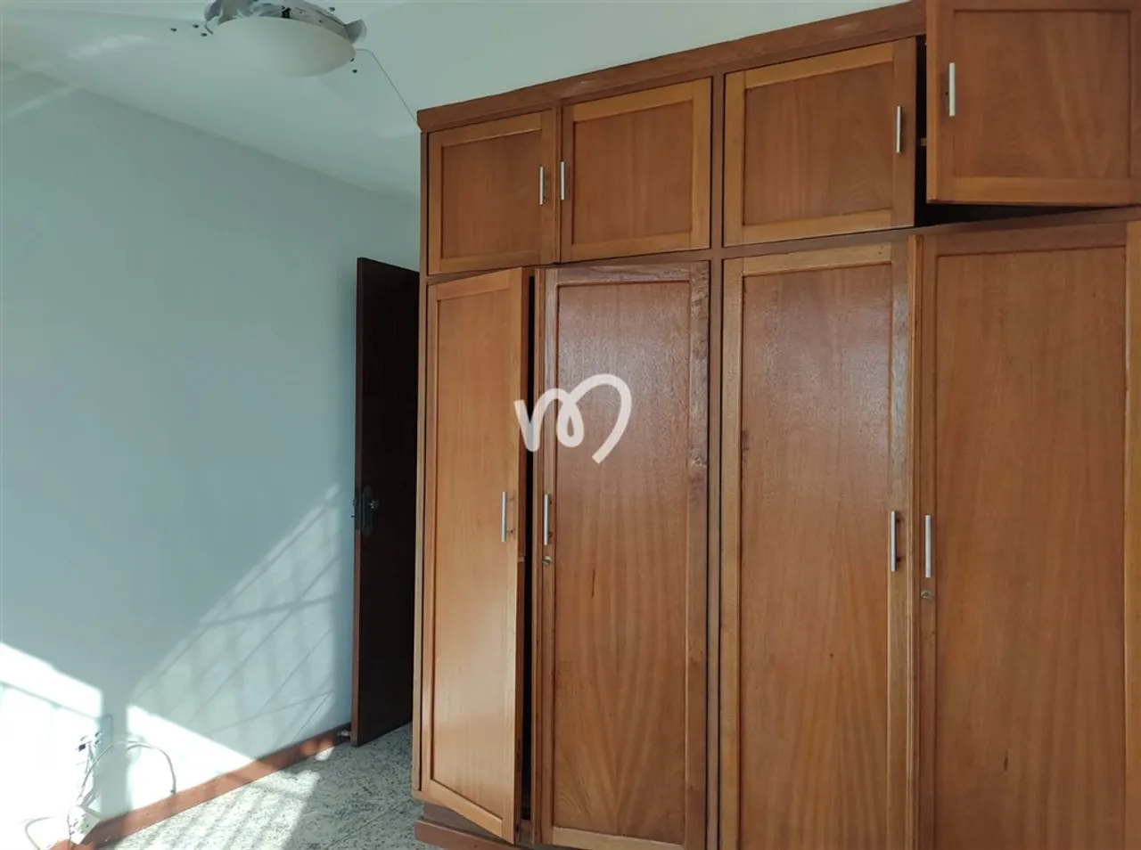98 m² apartment with 3 bedrooms and built-in wardrobes — photo 10