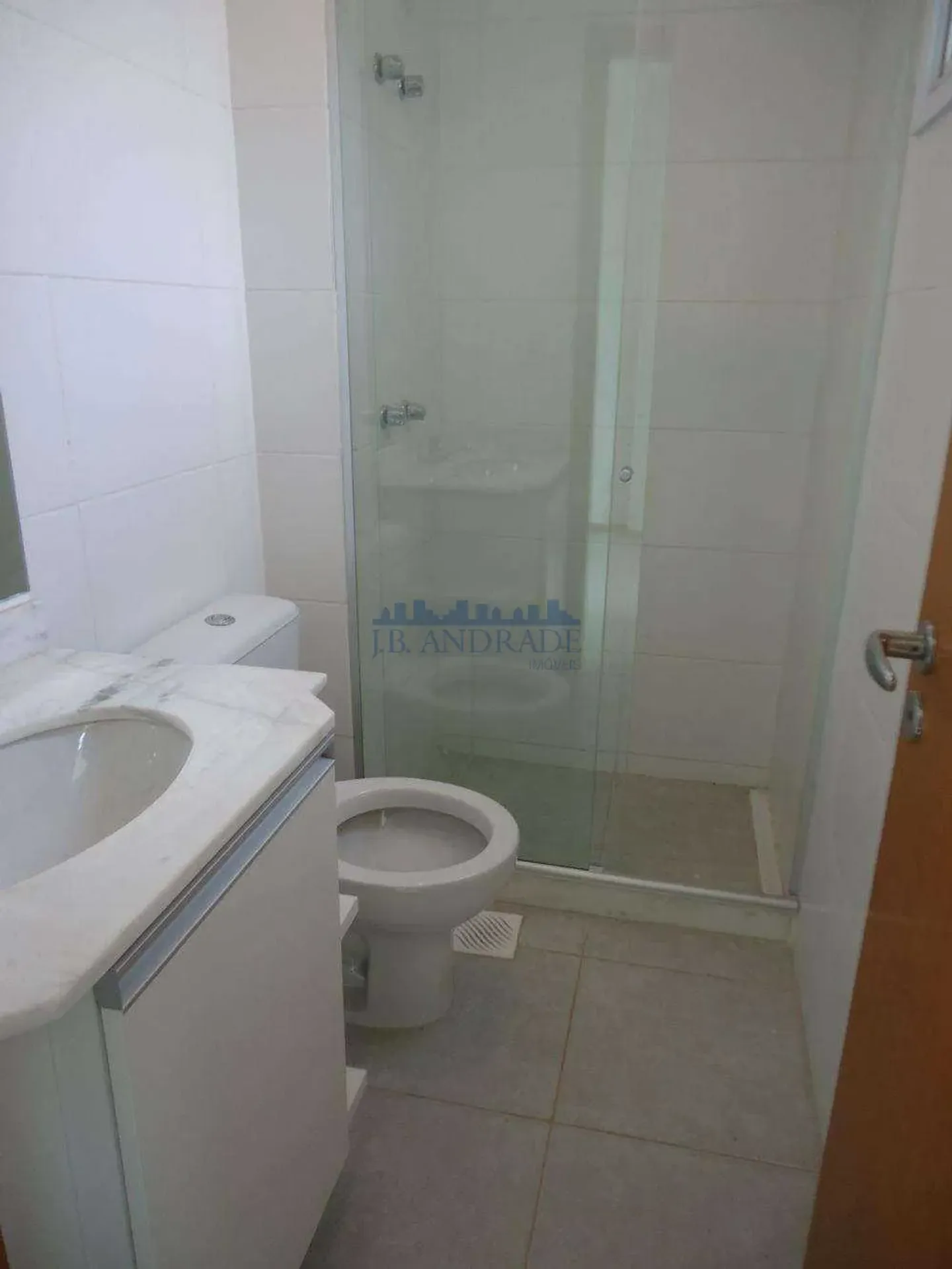 Apartamento de 3 quartos, sendo 1 suíte, 81 m² — photo 2