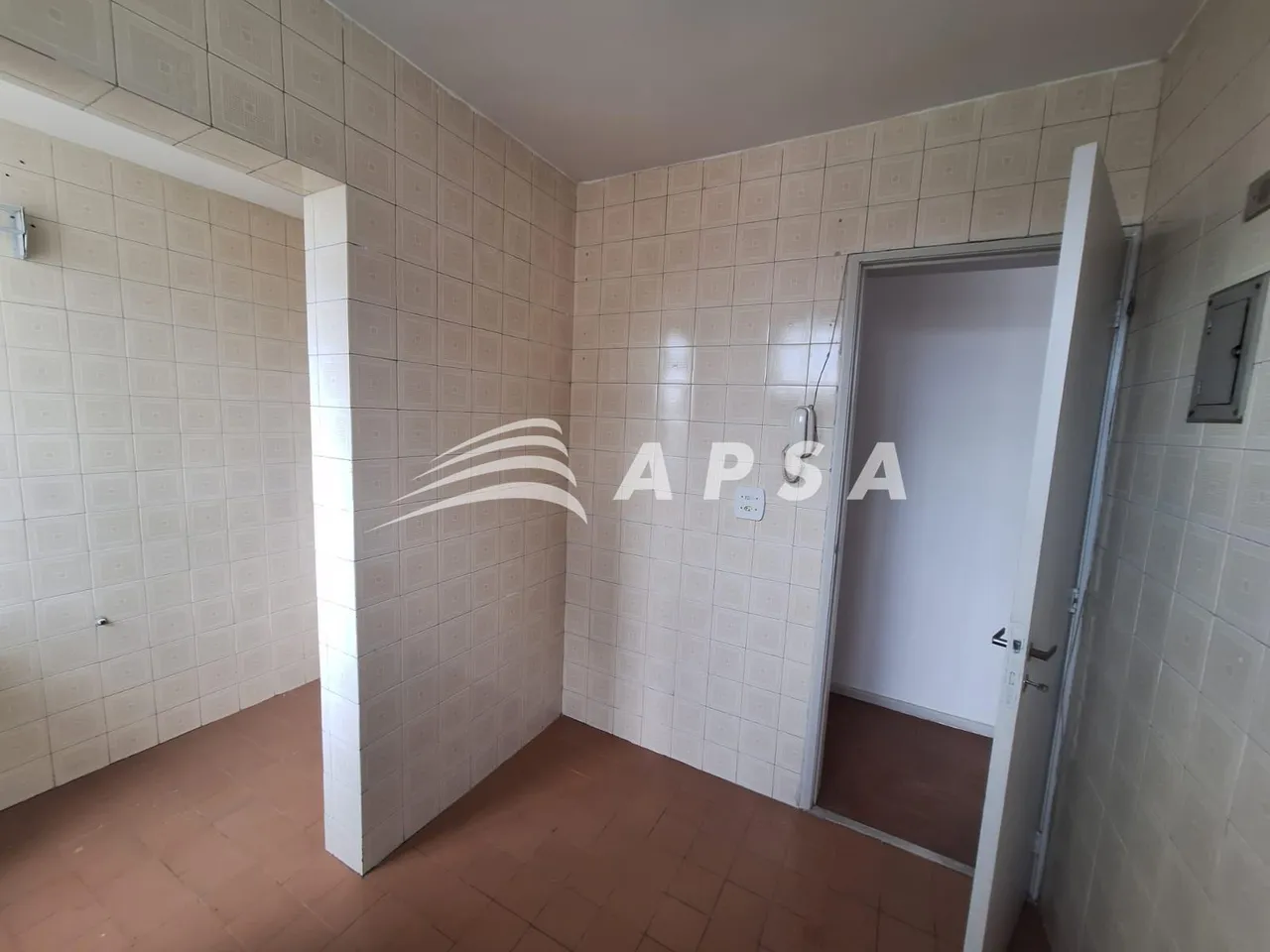 1-bedroom apartment with separate kitchen and air conditioning — photo 13
