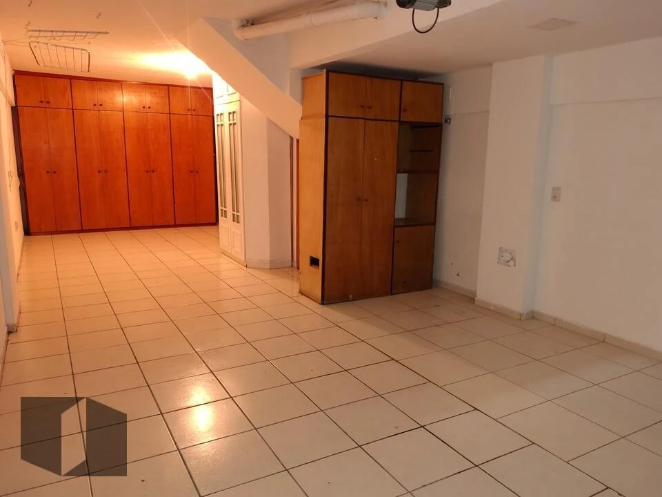 Невлаштований будинок із 4 спальнями та 4 ванними — photo 39