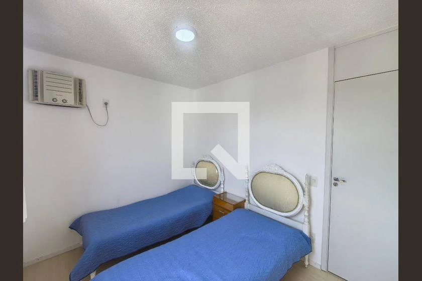 Apartamento mobiliado de 2 quartos em condomínio com piscina — photo 25