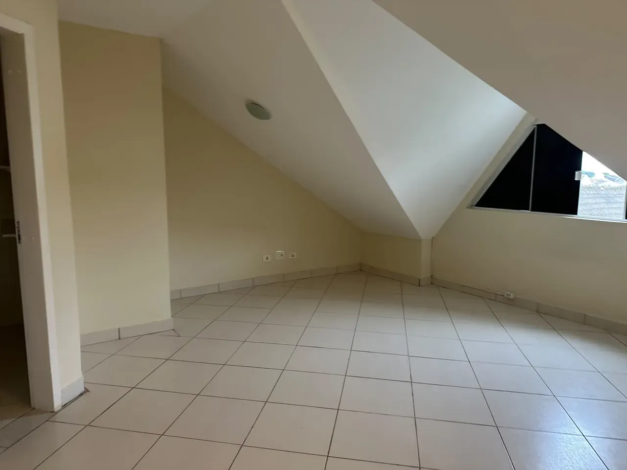 House, 178 m², with a jacuzzi — photo 18