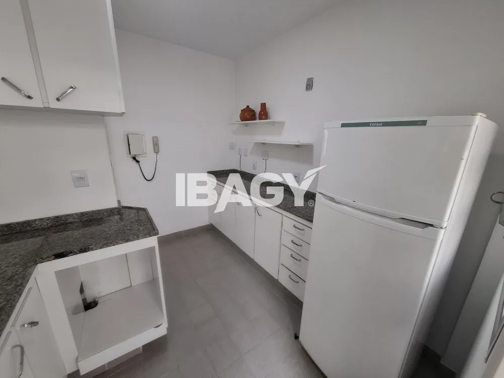 Apartamento amueblado de 2 dormitorios, 75 m² y garaje — photo 5