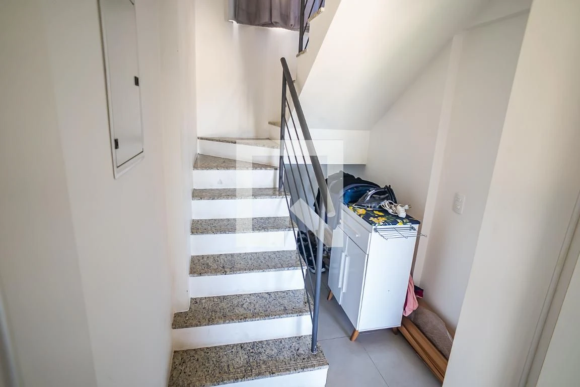 Casa mobiliada, 120 m², com janelas do piso ao teto — photo 50