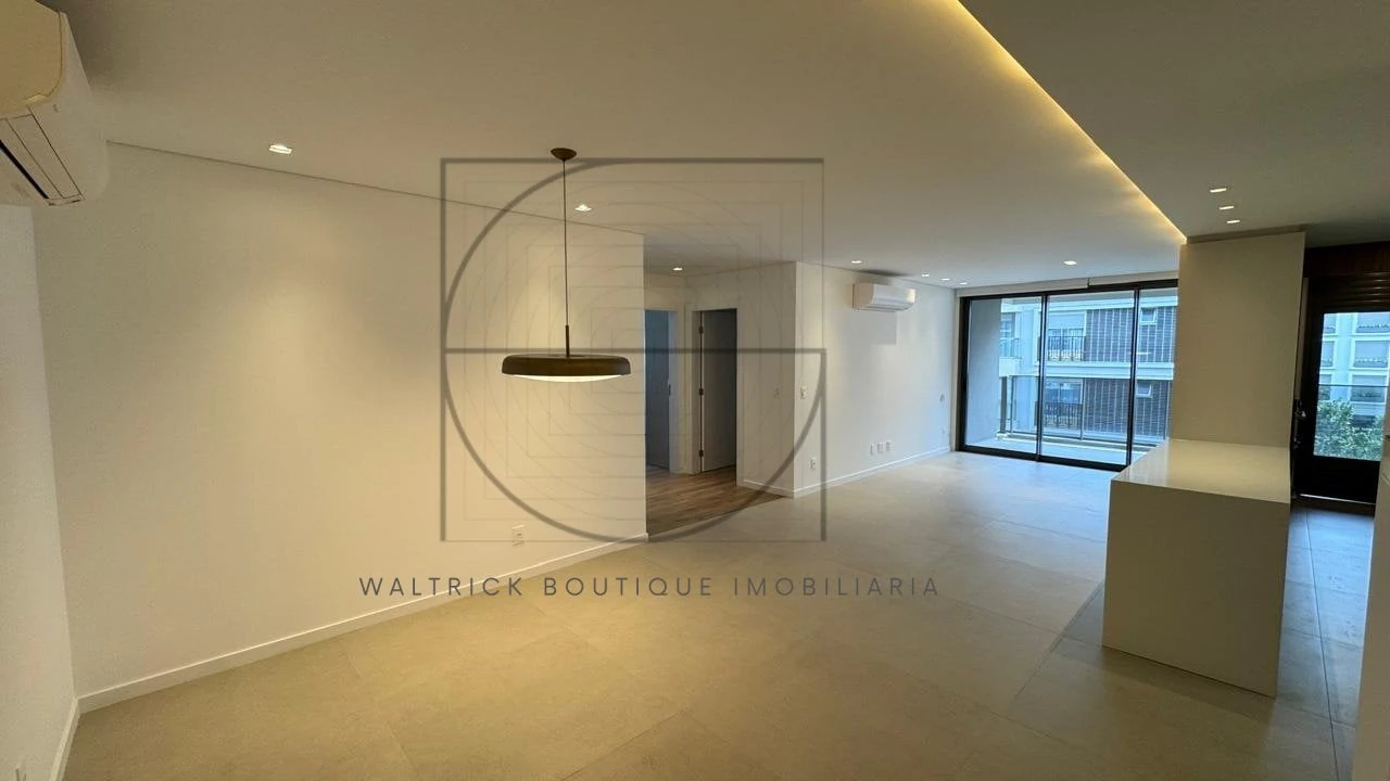 Apartment, 132 m², with a walk-in closet — photo 4