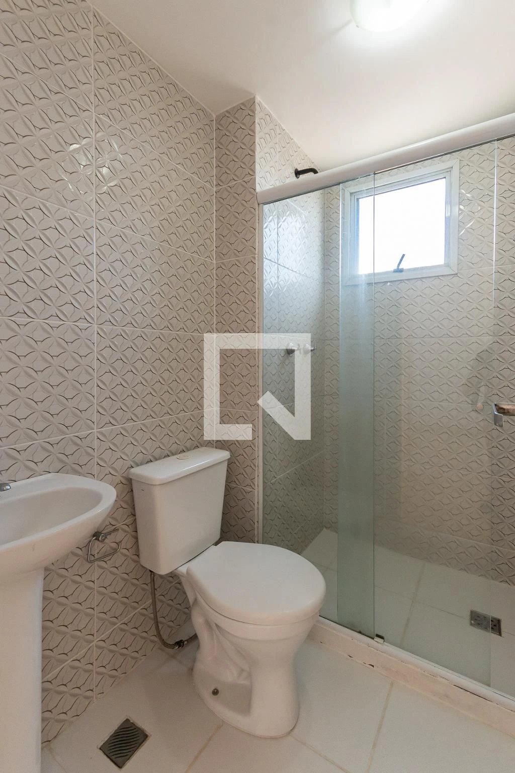 Rental apartment with 2 bedrooms and a balcony — photo 26