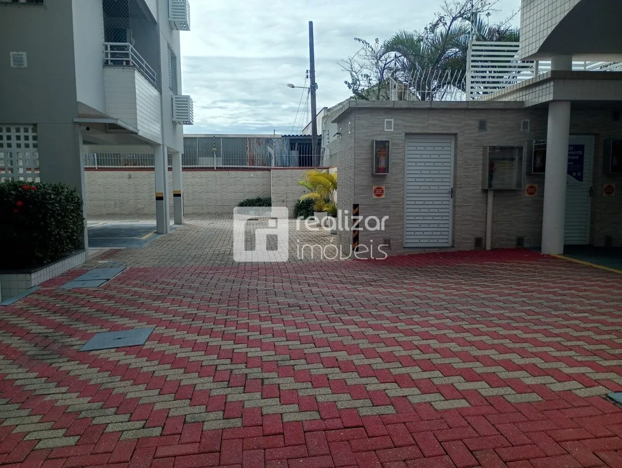 Apartamento de 2 dormitorios con balcón y 1 plaza — photo 11