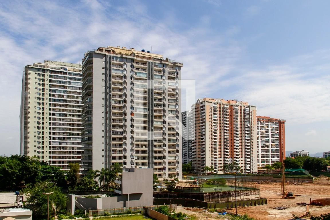 Apartamento con 2 dormitorios en suite y 1 plaza de parking — photo 3