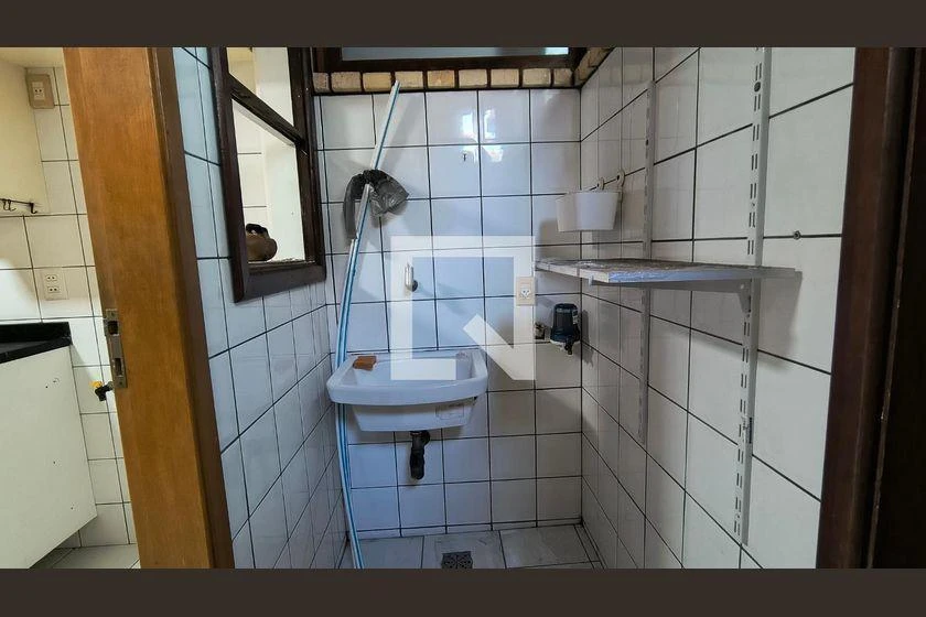 Sobrado em condomínio com 3 suítes e varanda de vidro — photo 49
