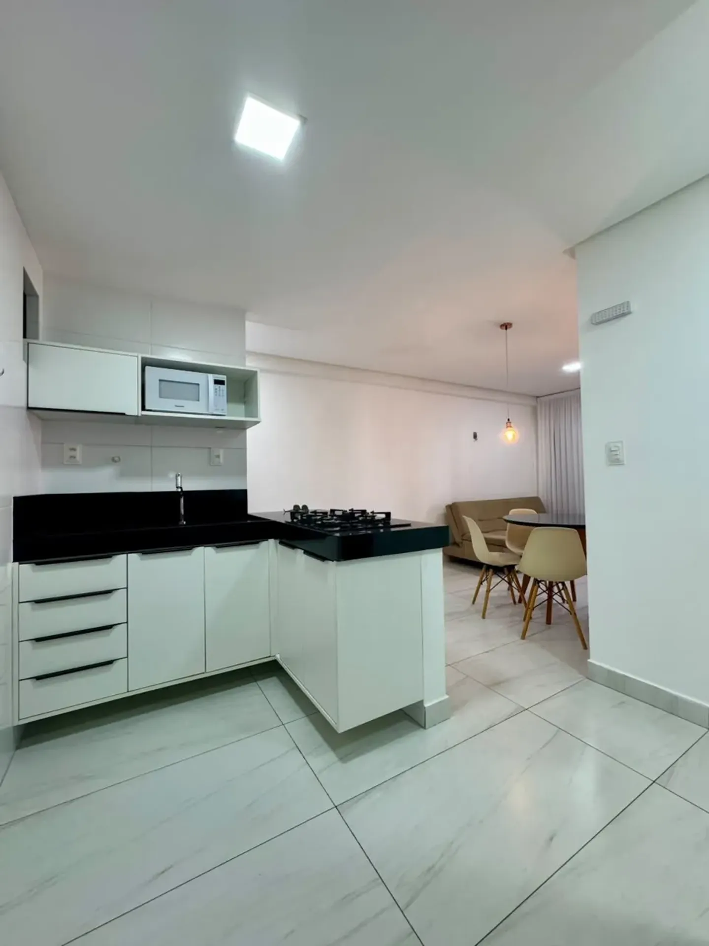 Apartamento para locação com 2 quartos e cozinha americana