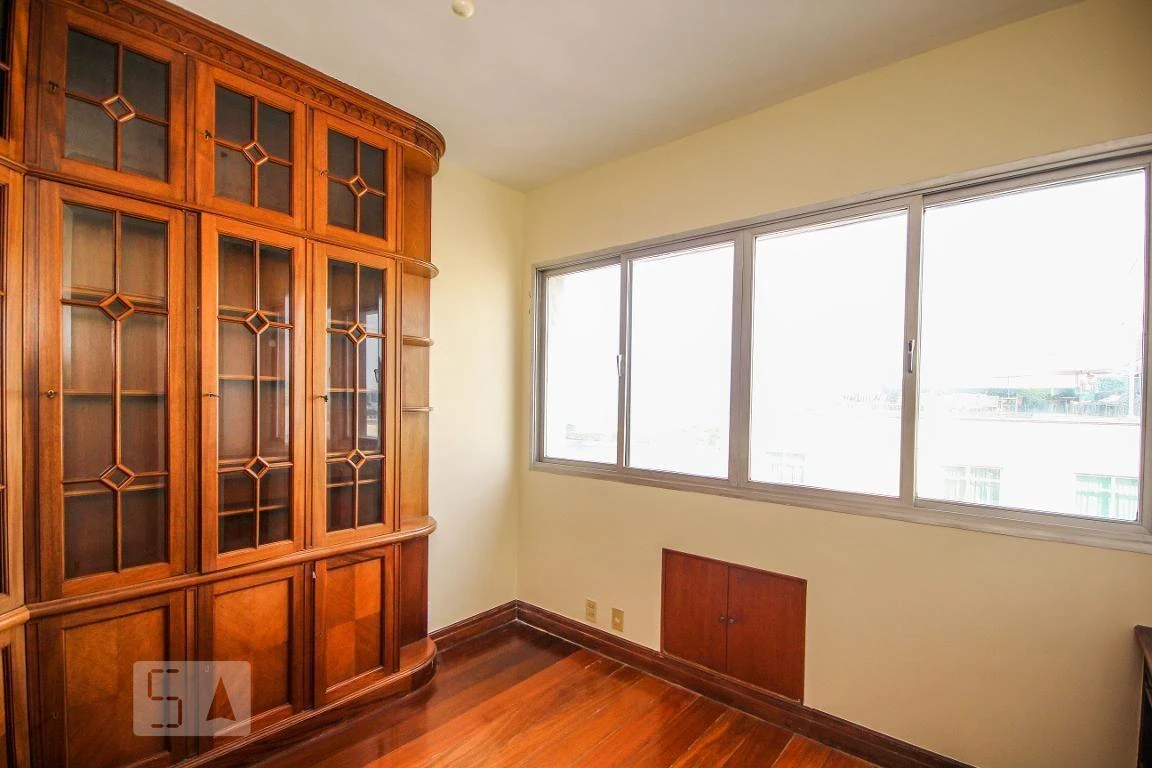 Apartment with 4 bedrooms, 4 baths and 300 m² — photo 16