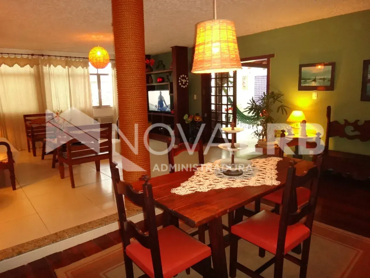 Furnished apartment with 4 bedrooms and a closed kitchen — photo 16