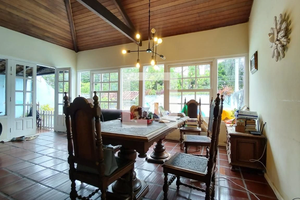 Furnished house with 3 bedrooms, private garden and 2 spots — photo 21