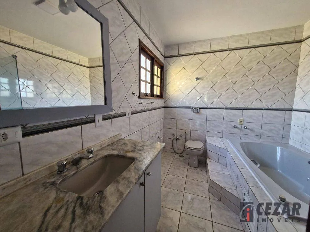 House, 183 m², with a bathtub — photo 47