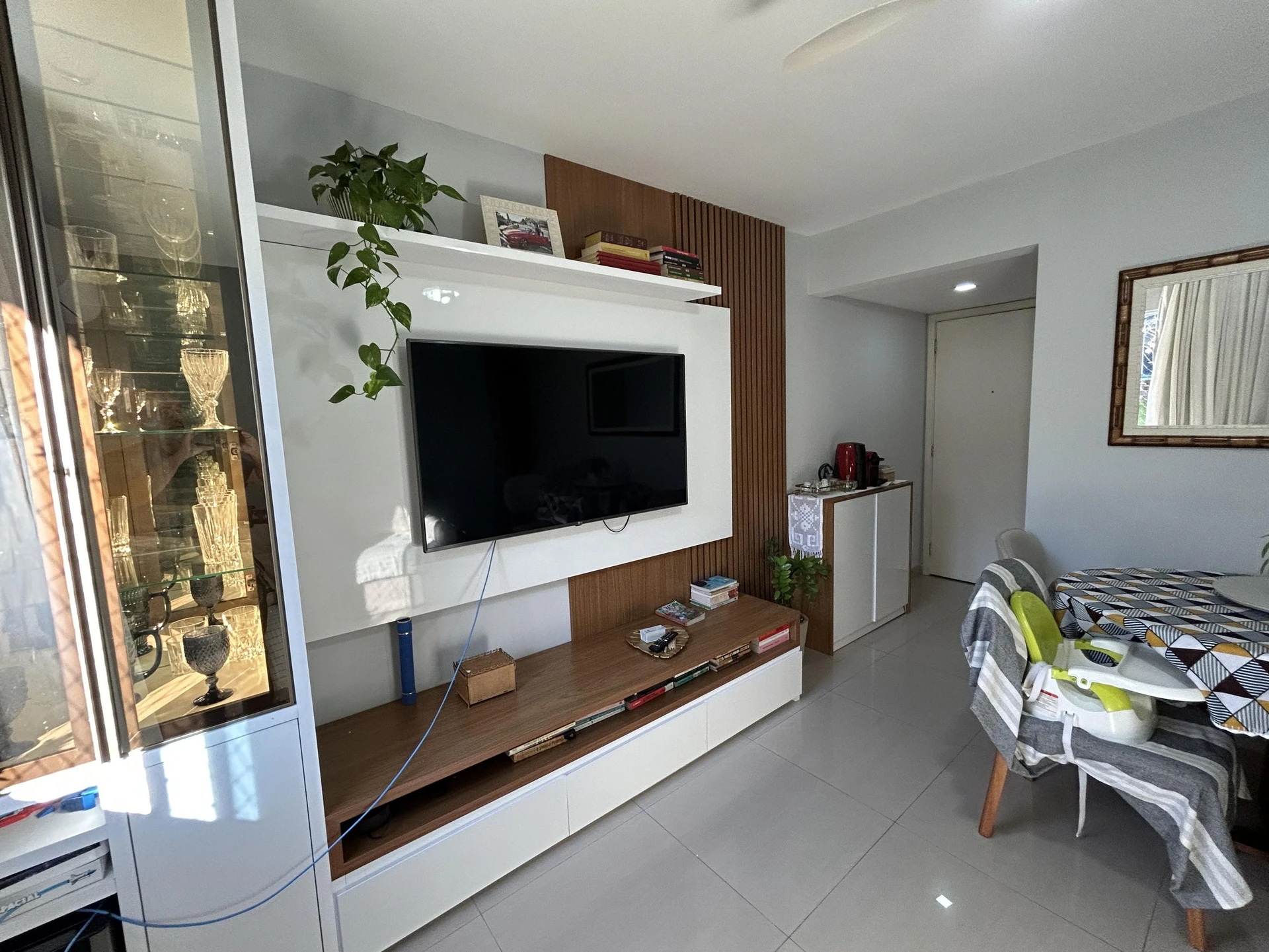 2-bedroom apartment with a mountain view in Rio de Janeiro — photo 9