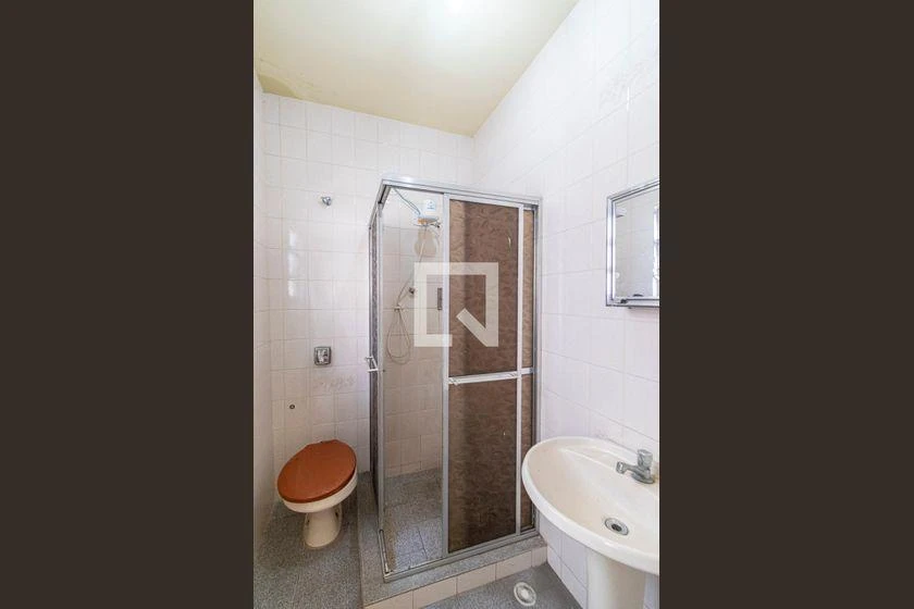 Casa amueblada con 3 dormitorios y 240 m² con balcón — photo 33