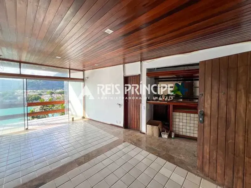 3-bedroom apartment with an enclosed glass balcony — photo 13