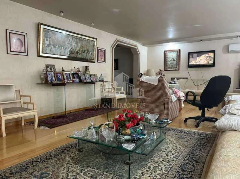 Apartamento mobiliado de 4 quartos com 300 m² — photo 9