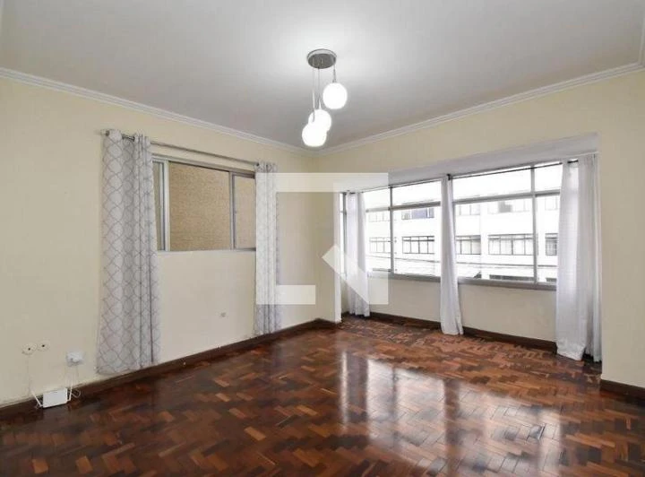 Apartamento de 3 dormitorios con balcón y 140 m² — photo 3