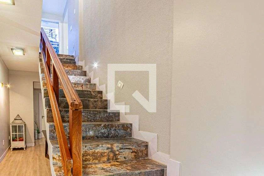 Apartment, 250 m², with a glass-enclosed balcony — photo 23