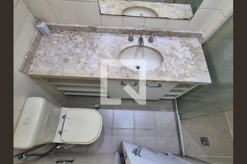 Apartamento de 2 quartos em condomínio com academia — photo 17