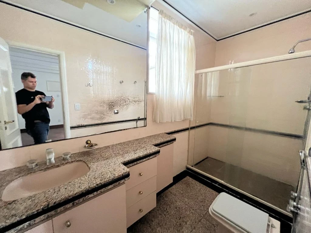 Unfurnished 1000 m² house with 5 en-suite bedrooms — photo 21