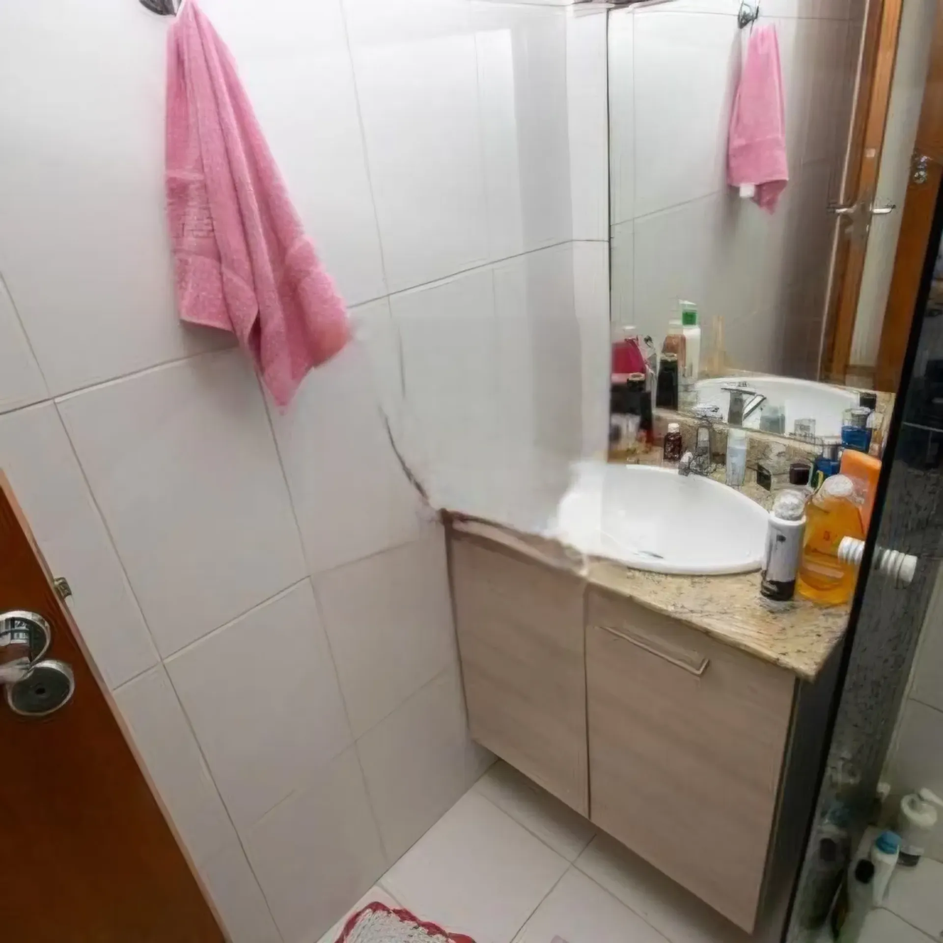 Furnished 4-bedroom apartment with a gas kitchen — photo 36