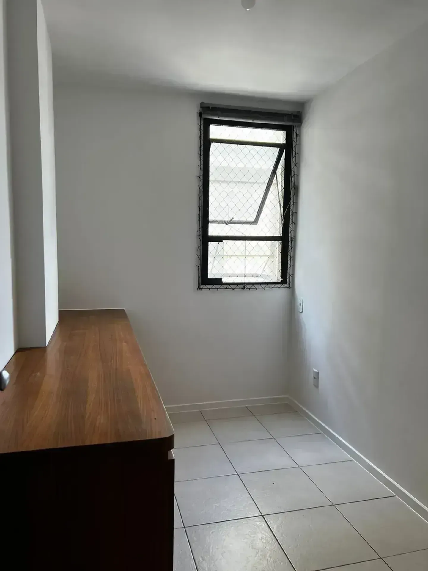 Apartamento de 2 quartos com cozinha fechada e jardim privativo — photo 23
