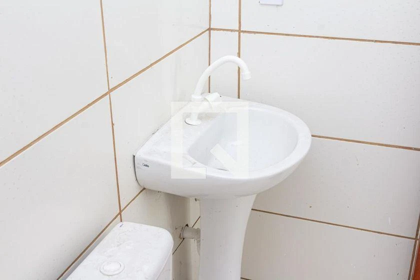 38 m² unfurnished studio with private garden and 1 parking — photo 32